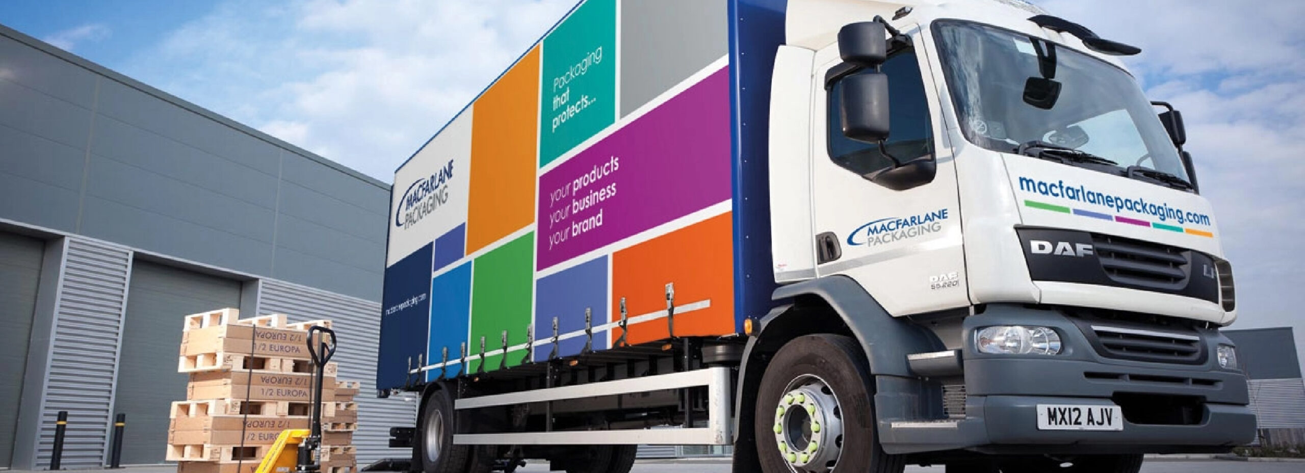 Macfarlane Packaging delivery truck, packaging materials, packaging companies uk