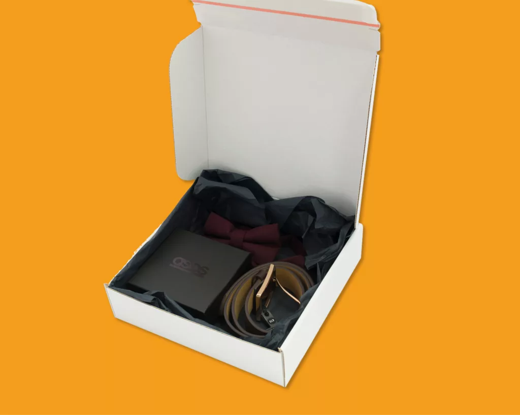 custom ecommerce boxes macfarlane packaging. An image of an ecommerce box. Explore our full range of ecommerce boxes including, ecommerce shipping boxes, ecommerce packaging boxes